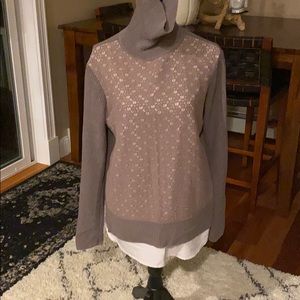 Simply Vera taupe and white sweater/shirt combo